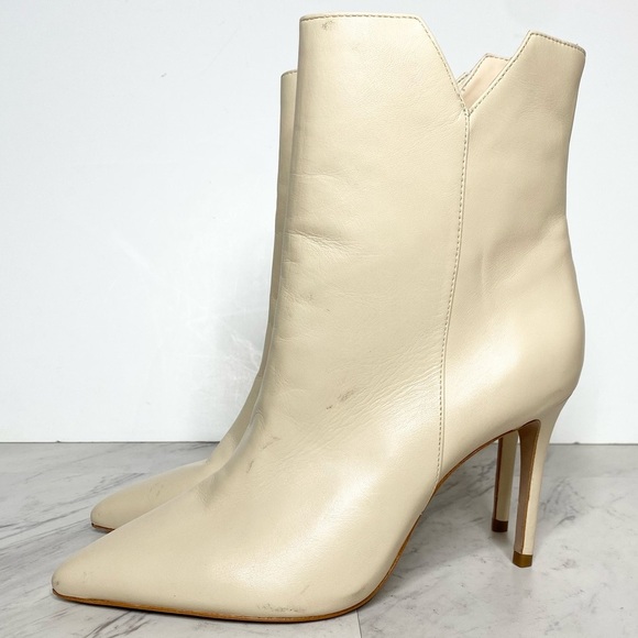 Schutz Betsey Eggshell Leather Pointy Toe Heeled Bootie 8 1/2 B